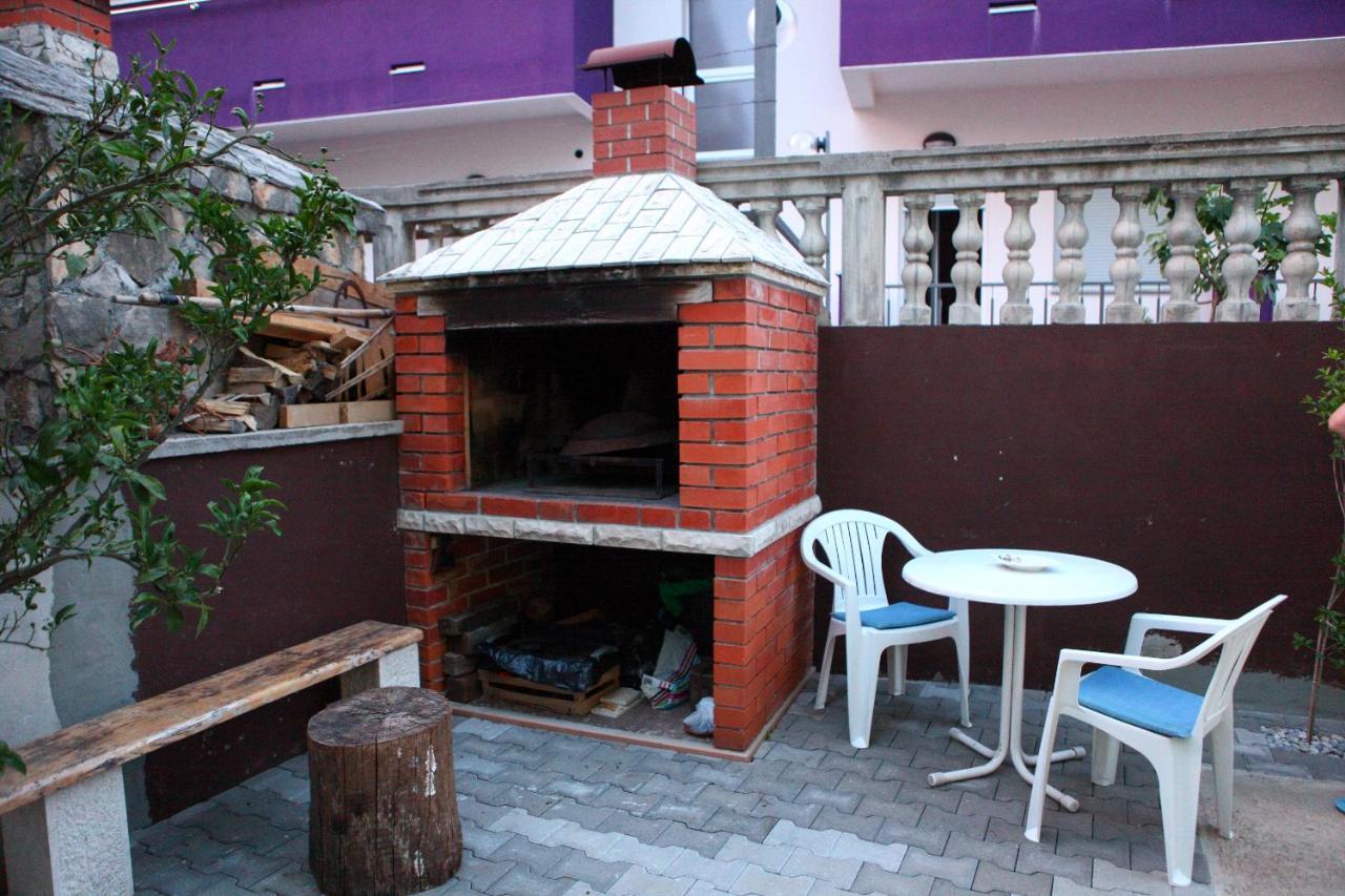 Ana Lovetovo Vodice Exterior foto